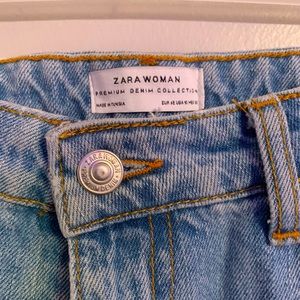 The High Rise Straight Opened Hem by Zara Woman